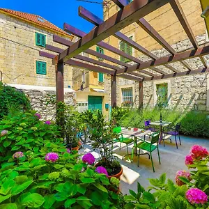 Veig Palace Apartment Split